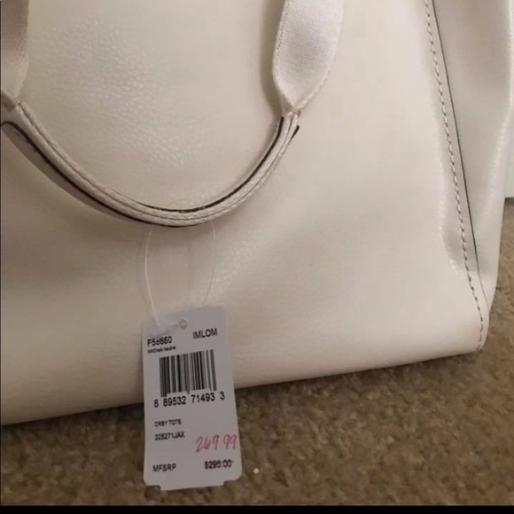 Off white Coach Tote - Picture 4 of 4